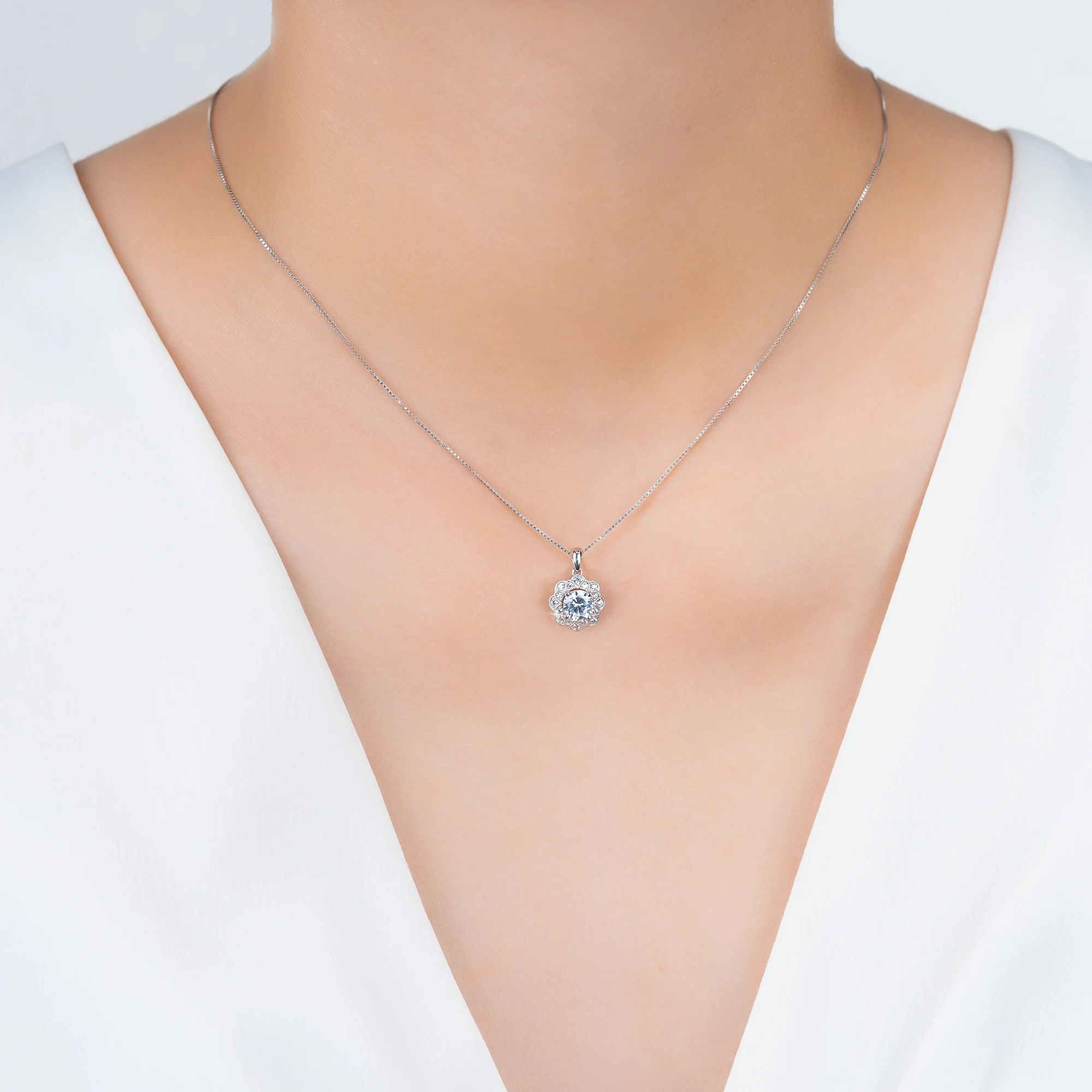 Mặt dây Floral Halo MDA2105 2